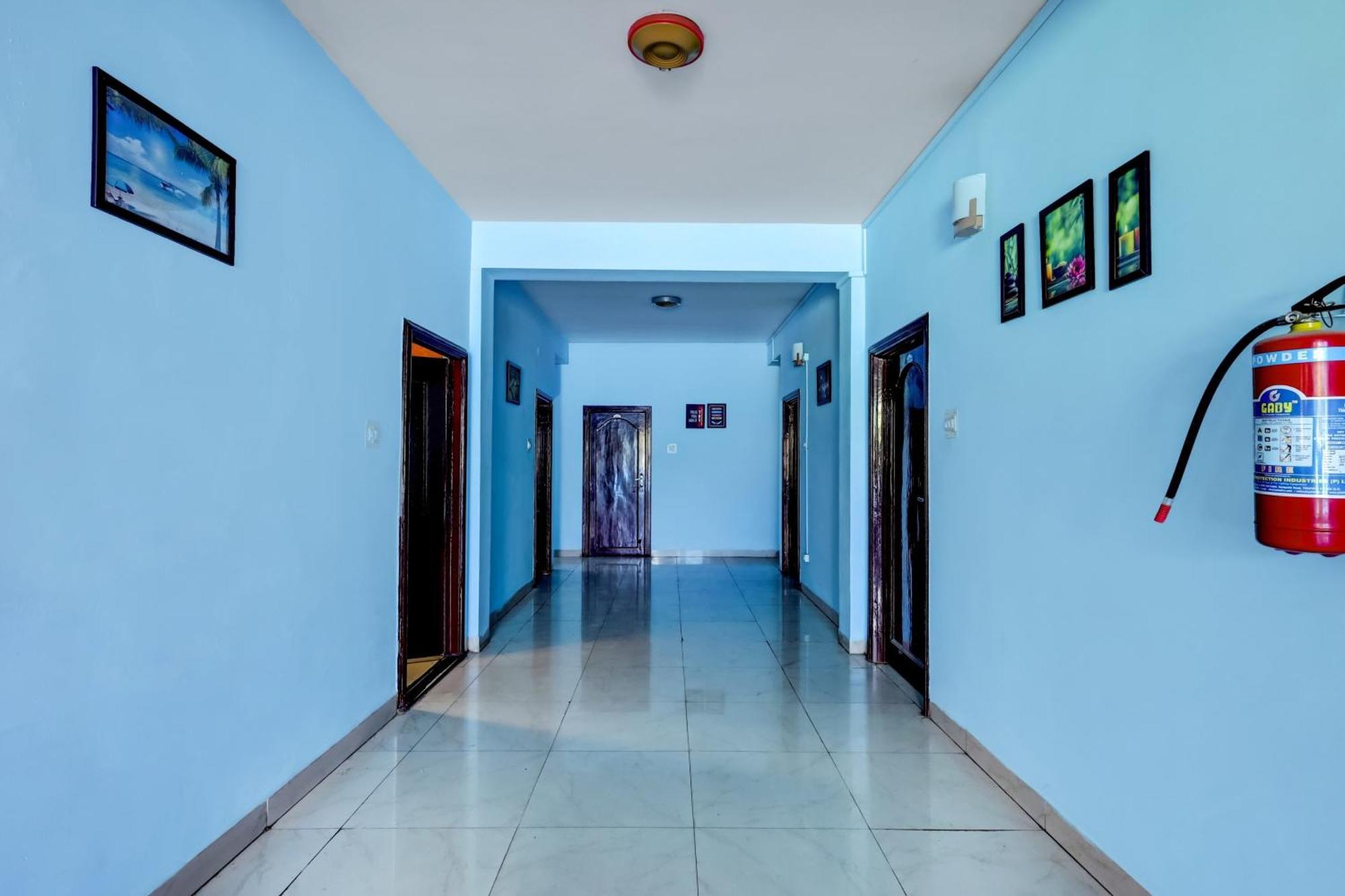 Super Hotel O Kennedy Nagar Near Railway Station ตีรูปาติ ภายนอก รูปภาพ