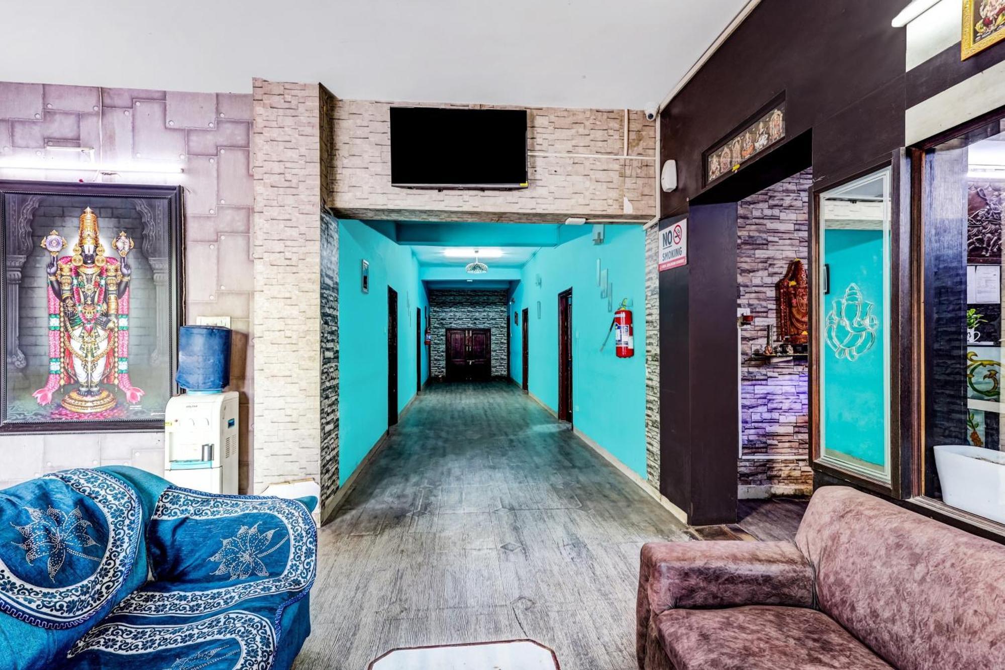 Super Hotel O Kennedy Nagar Near Railway Station ตีรูปาติ ภายนอก รูปภาพ