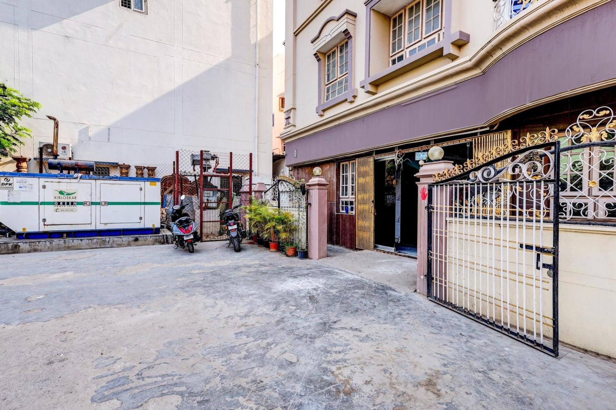 Super Hotel O Kennedy Nagar Near Railway Station ตีรูปาติ ภายนอก รูปภาพ
